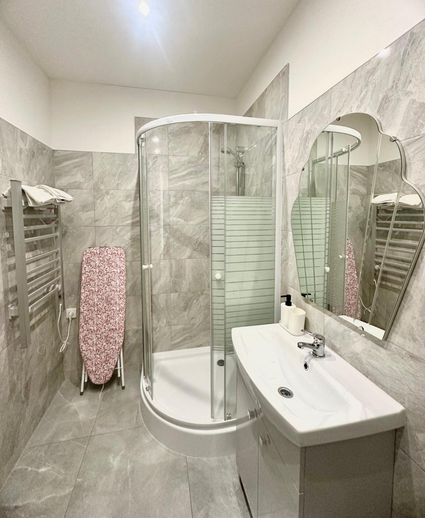 Apartment Th Karlsbad Zimmer foto
